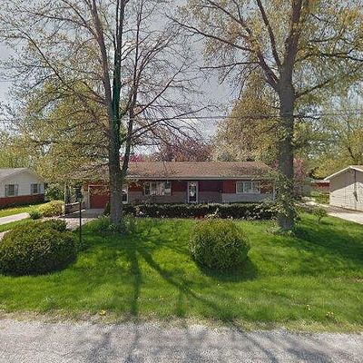 1104 Monroe St, Pawnee, IL 62558