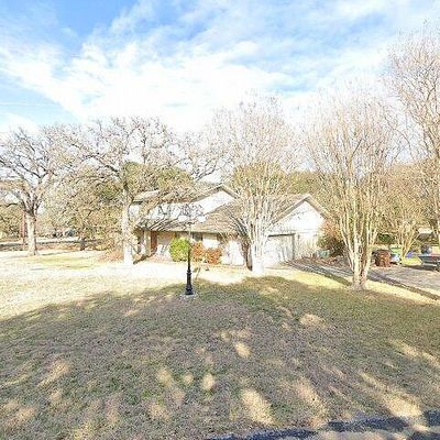 1805 Whispering Oaks Ln, Round Rock, TX 78681