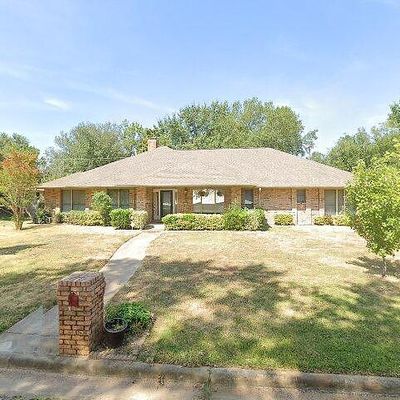 2304 Gale St, Mount Pleasant, TX 75455