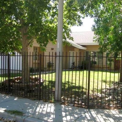 43621 Carefree Ct, Lancaster, CA 93535