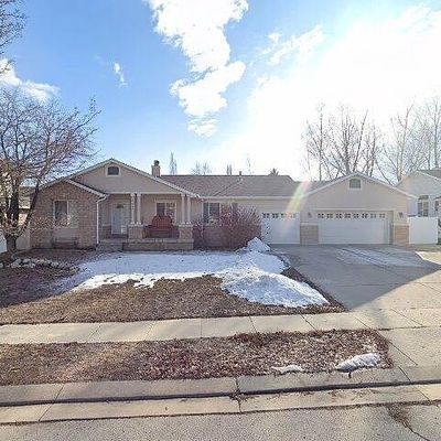 5467 W Windmill Dr, West Jordan, UT 84081