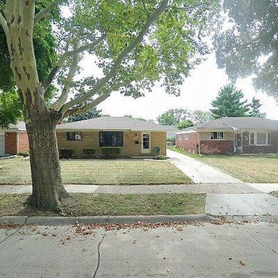 7354 Menge, Center Line, MI 48015