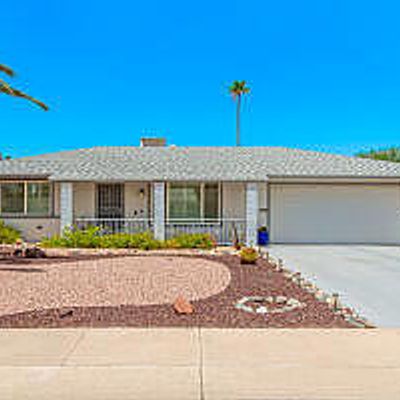 10146 W Sombrero Cir, Sun City, AZ 85373