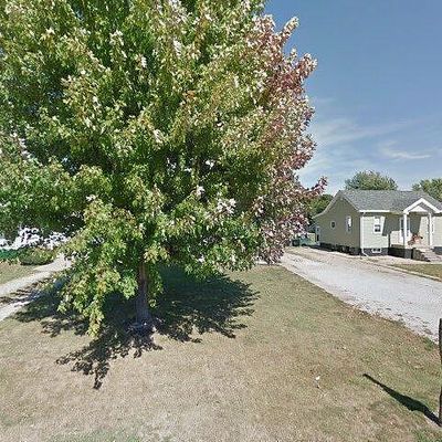 116 W 4 Th St, Wyanet, IL 61379