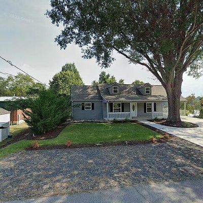 125 Dewey Pl, Danville, VA 24541