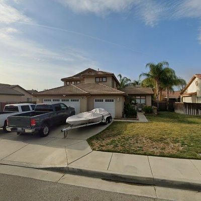 2058 Saint Emilion Ln, San Jacinto, CA 92583