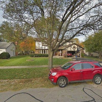 1709 Indian Knoll Rd, Naperville, IL 60565