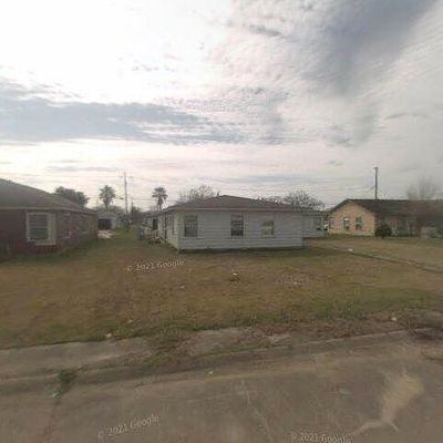 1747 1749 W 5 Th St, Freeport, TX 77541