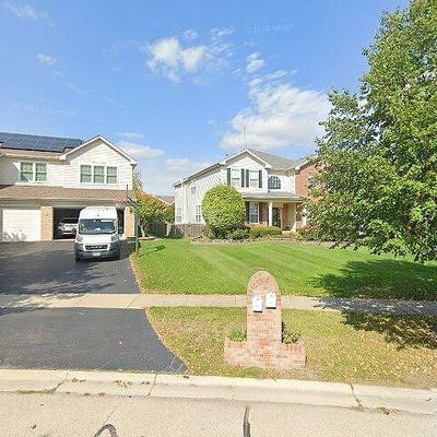 2152 Mark Cir, Bolingbrook, IL 60490