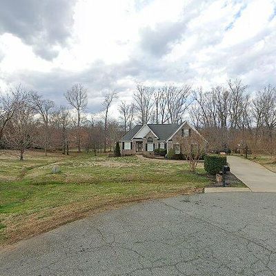 3100 Will Ct, Graham, NC 27253