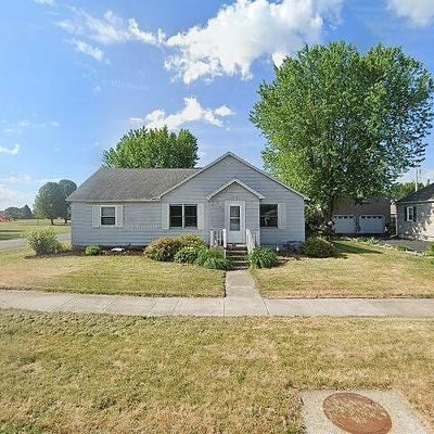 337 E Elmore St, Manly, IA 50456