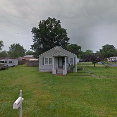 401 Pennsylvania Ave, South Roxana, IL 62087