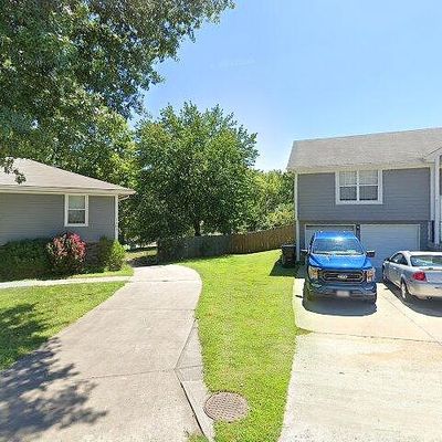 402 E Nickell Ter, Independence, MO 64050