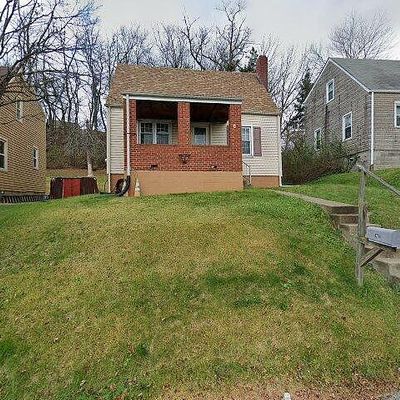 4033 Donna Ave, West Mifflin, PA 15122