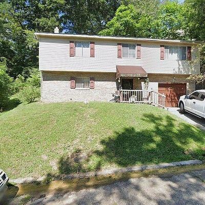 404 Parkway Dr, Huntington, WV 25705