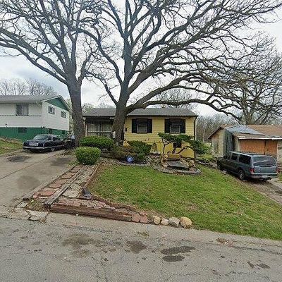 3737 Elmwood Ave, Kansas City, MO 64128