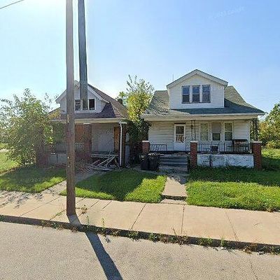 4615 Alter Rd, Detroit, MI 48215