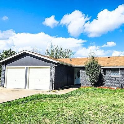 715 S Hunters Glen Cir, Arlington, TX 76015