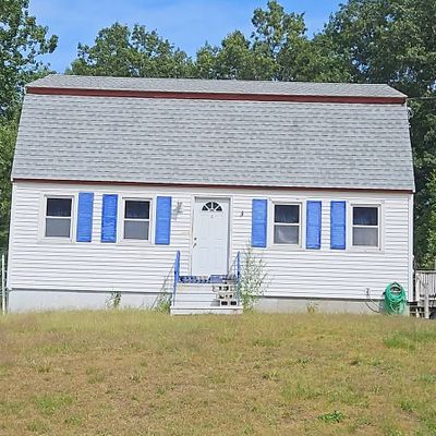 6 Michael Ave, Derry, NH 03038