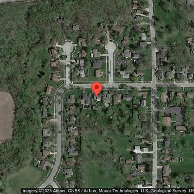 614 Division St, Crete, IL 60417