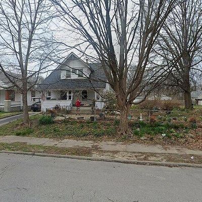 826 S Ash Ave, Independence, MO 64053
