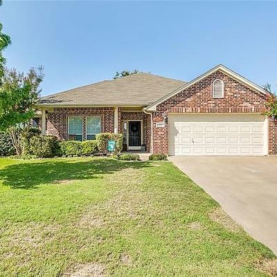 813 Heberle Dr, Burleson, TX 76028