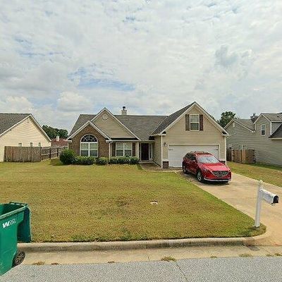 10 Springwood Ct, Phenix City, AL 36870