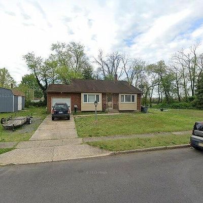 101 Carlton Dr, Cinnaminson, NJ 08077