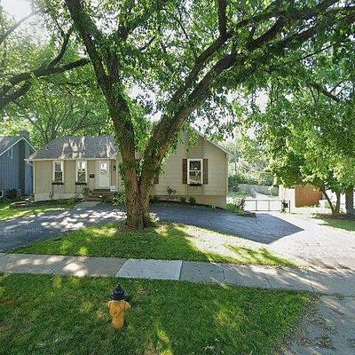 10227 Roe Ave, Overland Park, KS 66207