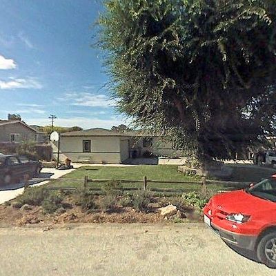 105 Enos Dr, Salinas, CA 93908