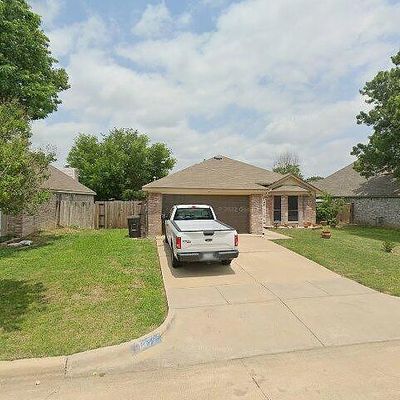 10504 Bing Dr, Fort Worth, TX 76108