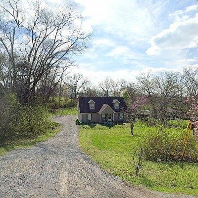 106 Knob Creek Rd, Wartrace, TN 37183