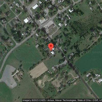 10616 Columbus St, Middleburg, OH 43336