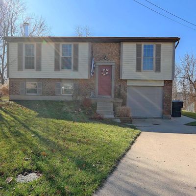 110 Western Knoll Dr, Cleves, OH 45002