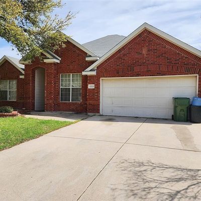 1213 Maple Terrace Dr, Mansfield, TX 76063