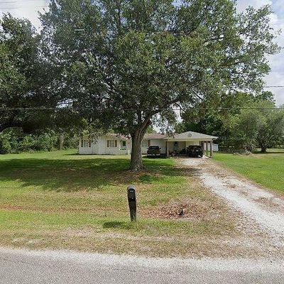 12199 E Hamshire Rd, Hamshire, TX 77622