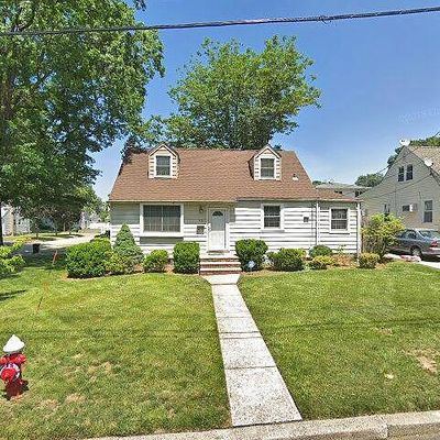 13 Columbus Ave, Hasbrouck Heights, NJ 07604