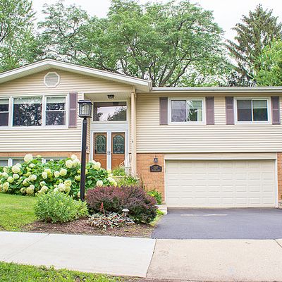 1307 W Heather Ln, Arlington Heights, IL 60005