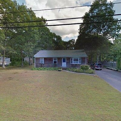 1318 Old Fall River Rd, North Dartmouth, MA 02747