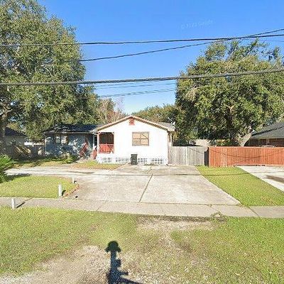 13351 Curran Rd, New Orleans, LA 70128