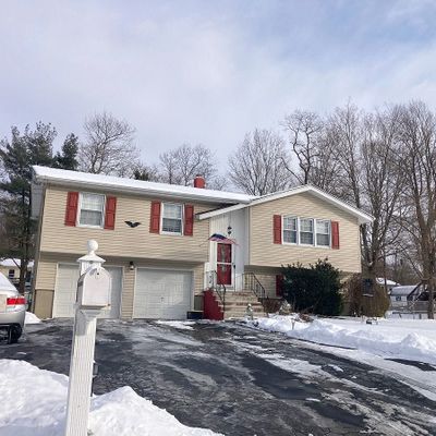 14 Delbar Dr, Budd Lake, NJ 07828