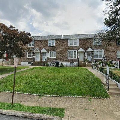 1111 Meadowbrook Ln, Darby, PA 19023