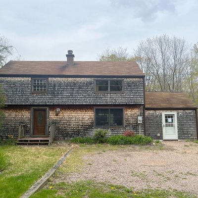 113 Meeting House Ln, Ledyard, CT 06339