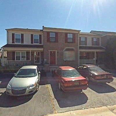 12 Heather Ln, New Castle, DE 19720