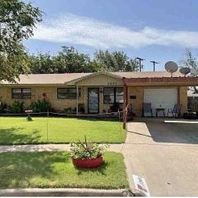 1203 47 Th St, Lubbock, TX 79412