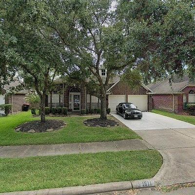 1611 Glacier Blue Dr, Fresno, TX 77545