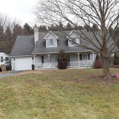 1711 Fulton Rd, Dauphin, PA 17018