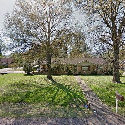 1717 Kenny Hill Dr, Tunica, MS 38676