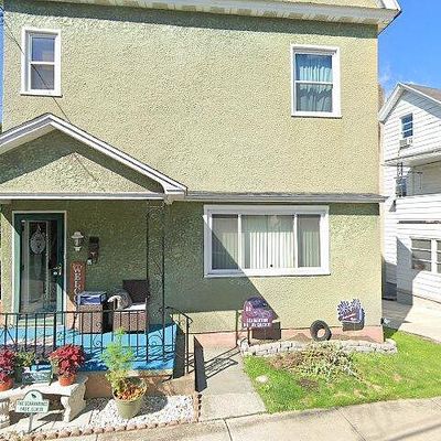 143 E Elm St, Dunmore, PA 18512