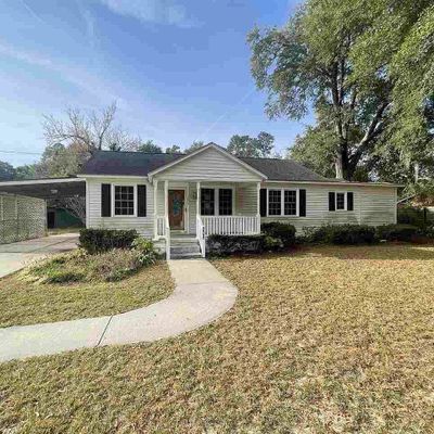 208 Oak St, Kingstree, SC 29556